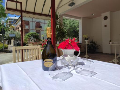 Villa Mirella-Nuova Gestione Grado Extérieur photo